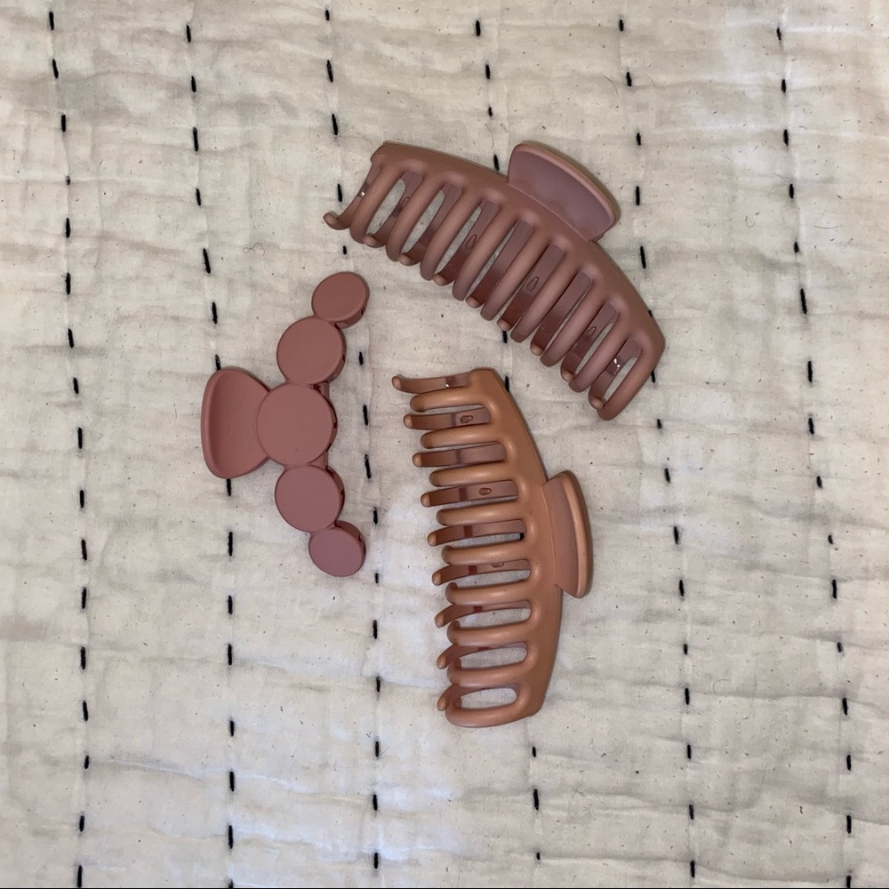 Pink Hair Claw Clips
